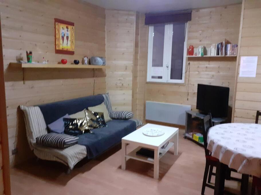 Appartement Face Au Thermes Et Au Calme Bagneres-de-Luchon Bagian luar foto